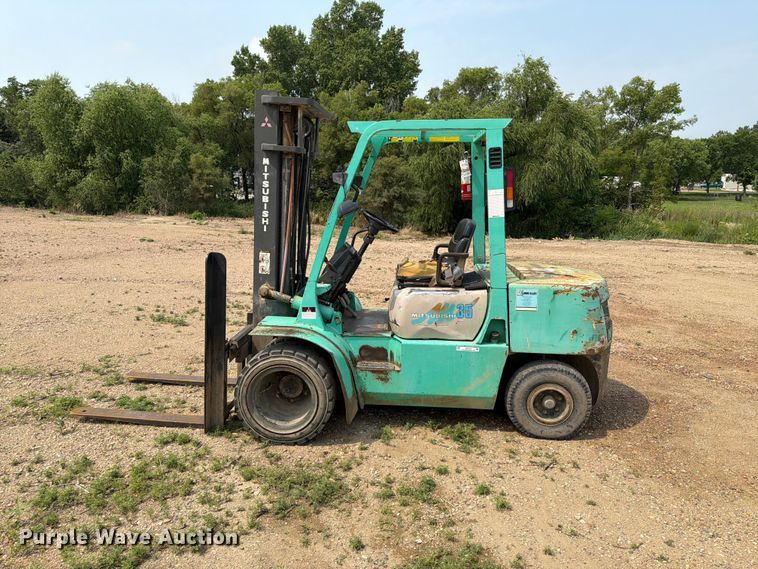 image for item ER1818 Mitsubishi FG35A forklift