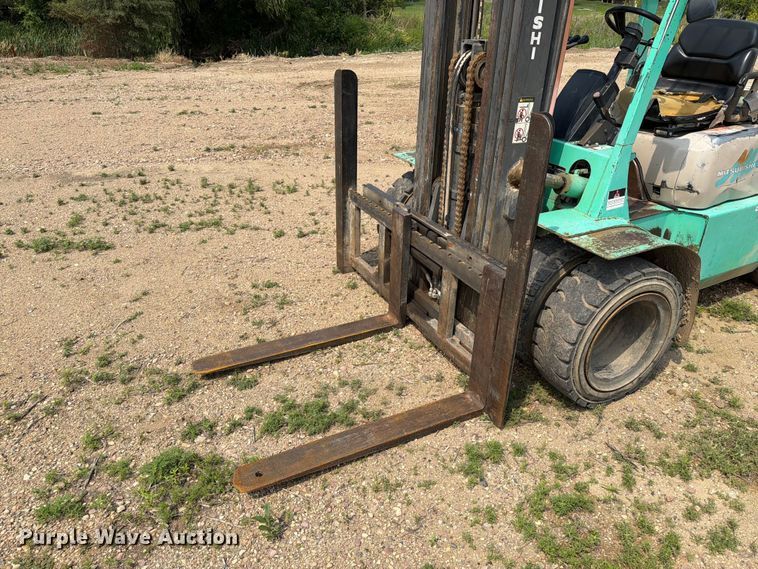 image for item ER1818 Mitsubishi FG35A forklift