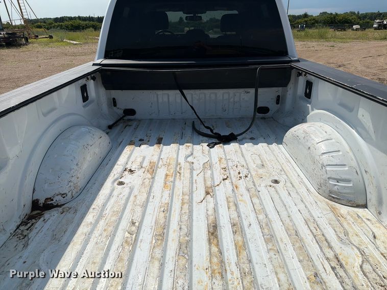 image for item ER1822 2023 Ford F250 Super Duty Crew Cab pickup truck