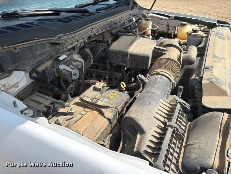 image for item ER1822 2023 Ford F250 Super Duty Crew Cab pickup truck