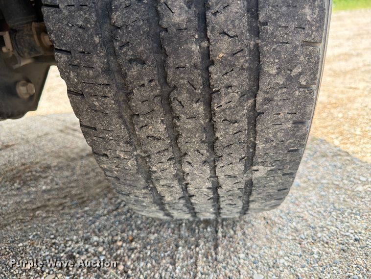 image for item ER1822 2023 Ford F250 Super Duty Crew Cab pickup truck