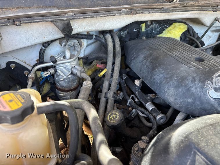 image for item ER3044 2002 Chevrolet Silverado 2500HD pickup truck