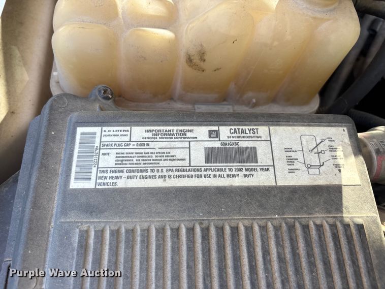 image for item ER3044 2002 Chevrolet Silverado 2500HD pickup truck