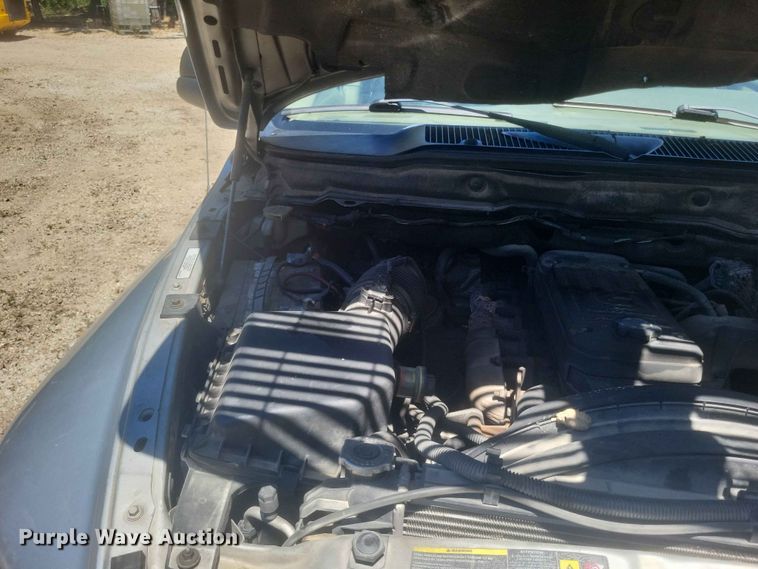 image for item ER3045 2005 Dodge Ram 3500 Ext. Cab dump flatbed pickup truck