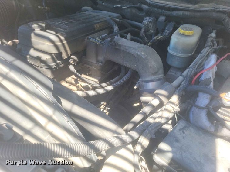 image for item ER3045 2005 Dodge Ram 3500 Ext. Cab dump flatbed pickup truck