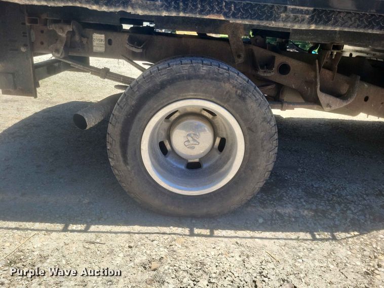 image for item ER3045 2005 Dodge Ram 3500 Ext. Cab dump flatbed pickup truck