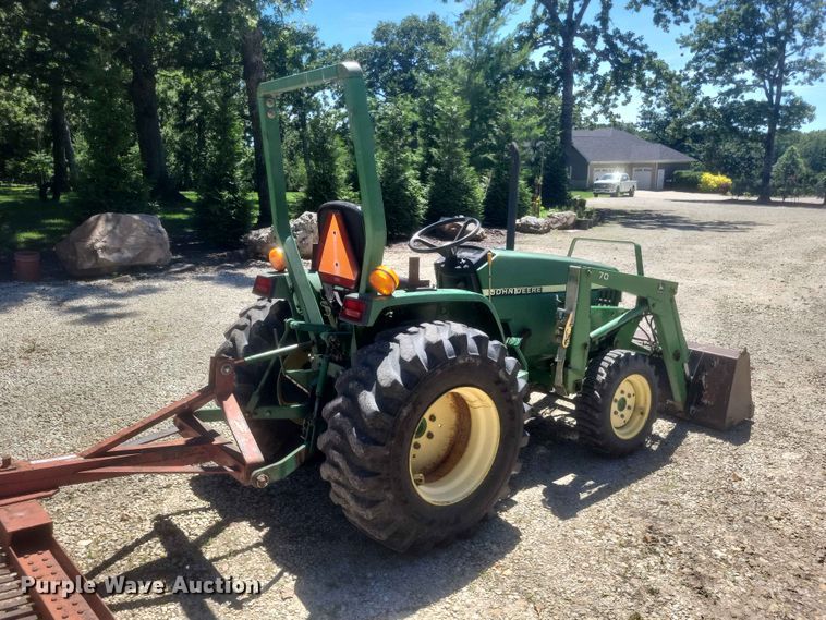 image for item ER3047 John Deere 790 MFWD tractor