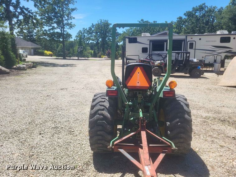 image for item ER3047 John Deere 790 MFWD tractor