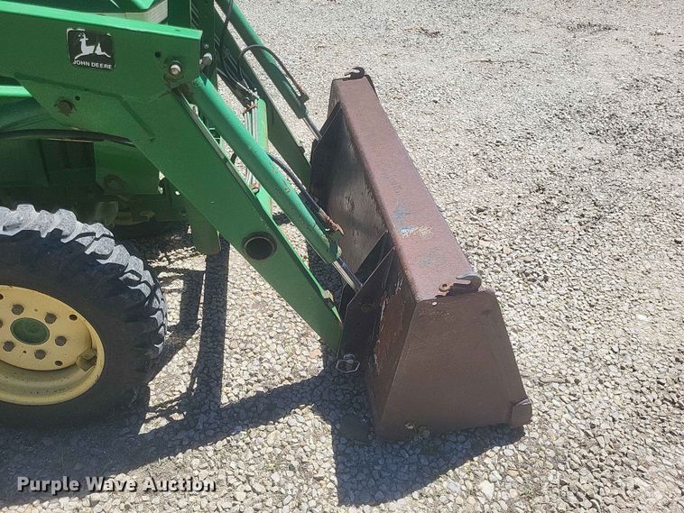 image for item ER3047 John Deere 790 MFWD tractor