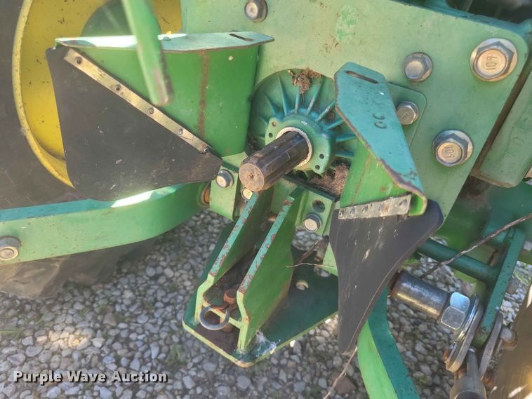image for item ER3047 John Deere 790 MFWD tractor