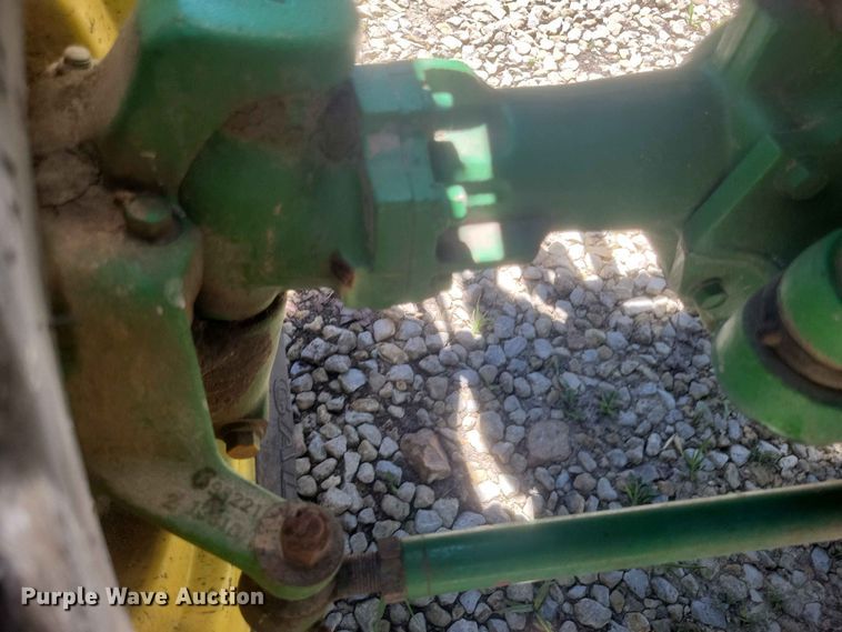 image for item ER3047 John Deere 790 MFWD tractor
