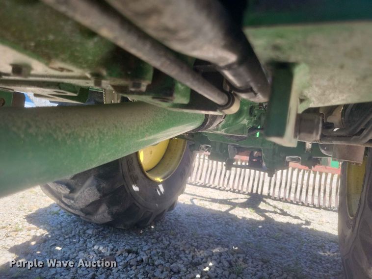 image for item ER3047 John Deere 790 MFWD tractor