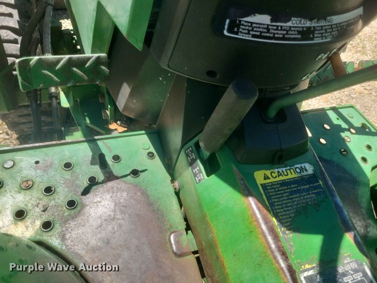 image for item ER3047 John Deere 790 MFWD tractor