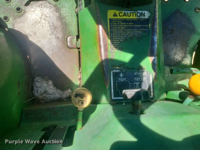 image for item ER3047 John Deere 790 MFWD tractor