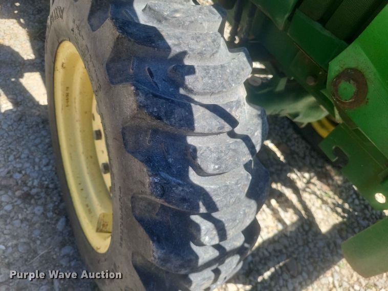 image for item ER3047 John Deere 790 MFWD tractor