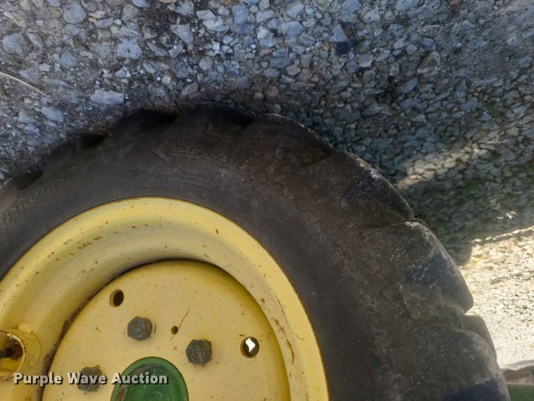 image for item ER3047 John Deere 790 MFWD tractor