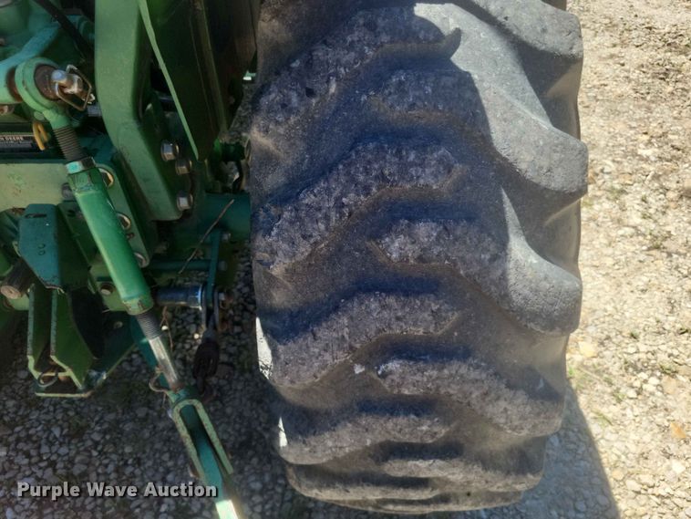 image for item ER3047 John Deere 790 MFWD tractor