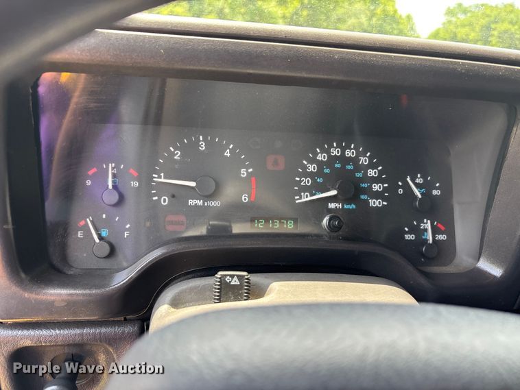 image for item ER3069 2000 Jeep Wrangler SUV