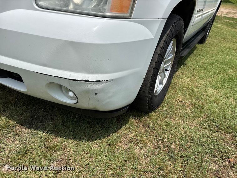 image for item ER3070 2011 GMC Yukon XL SUV