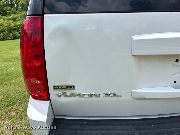 image for item ER3070 2011 GMC Yukon XL SUV