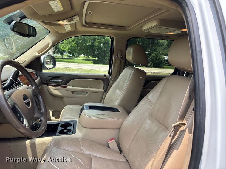 image for item ER3070 2011 GMC Yukon XL SUV