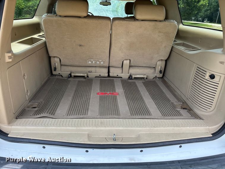 image for item ER3070 2011 GMC Yukon XL SUV