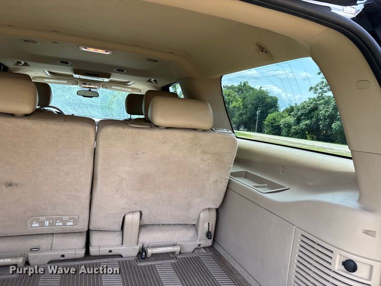 image for item ER3070 2011 GMC Yukon XL SUV