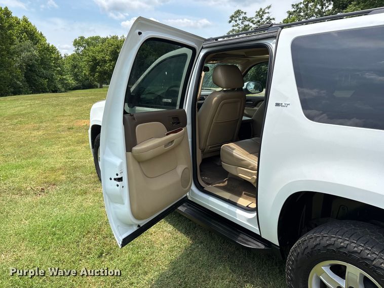 image for item ER3070 2011 GMC Yukon XL SUV