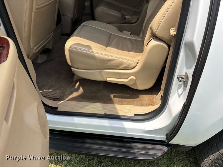 image for item ER3070 2011 GMC Yukon XL SUV