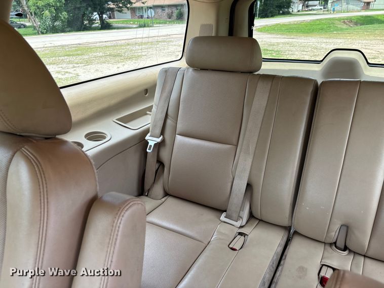 image for item ER3070 2011 GMC Yukon XL SUV