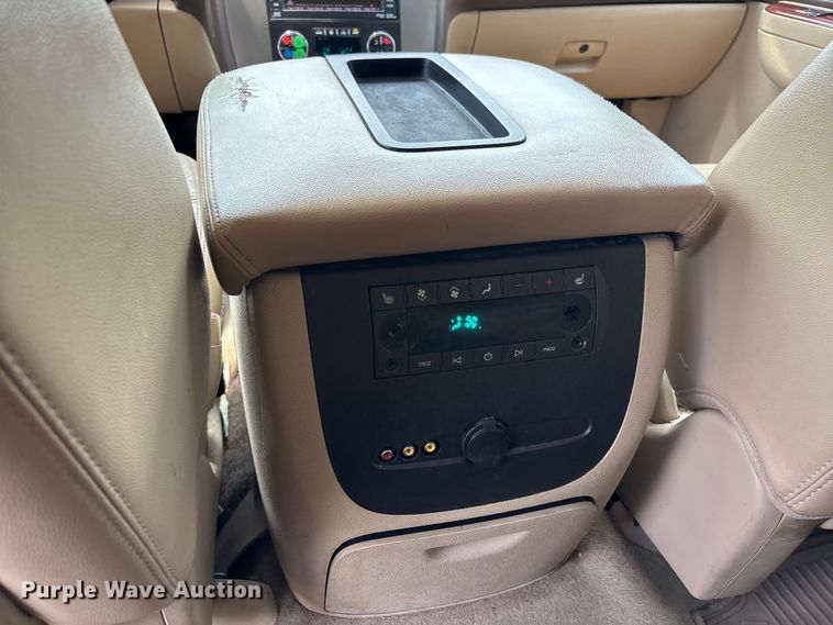 image for item ER3070 2011 GMC Yukon XL SUV