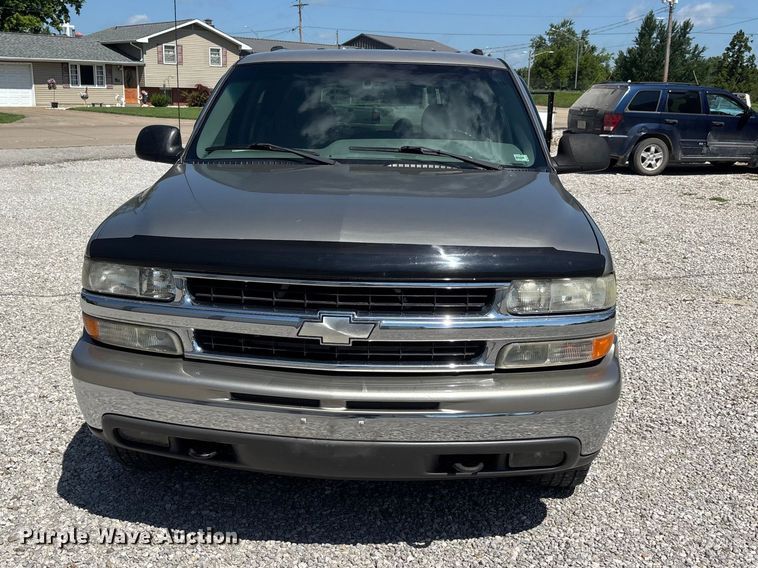 image for item ER3080 2002 Chevrolet Tahoe SUV