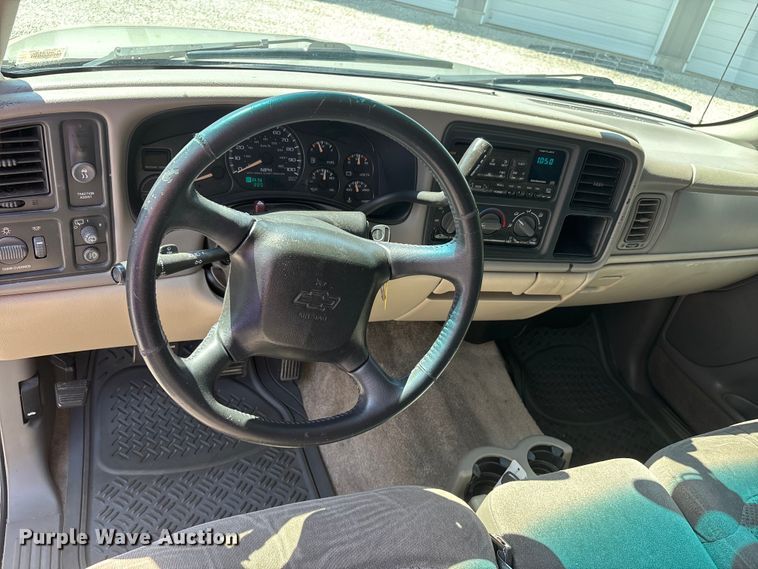 image for item ER3080 2002 Chevrolet Tahoe SUV