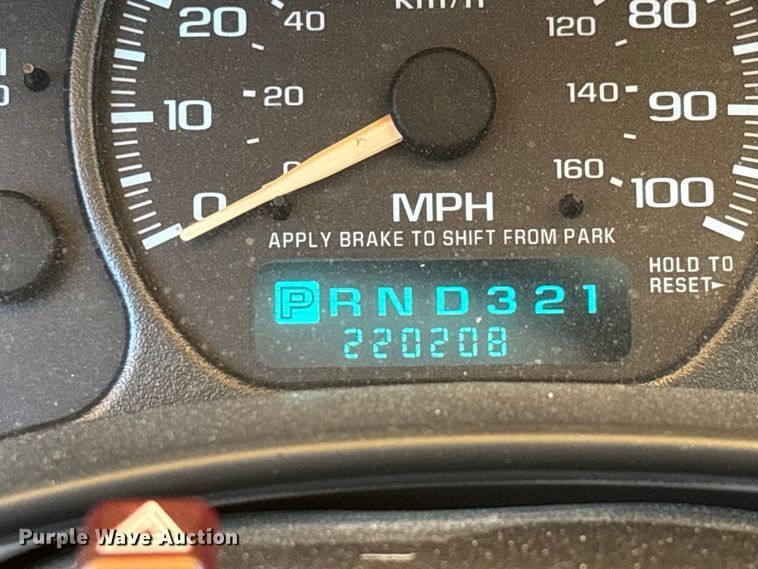 image for item ER3080 2002 Chevrolet Tahoe SUV