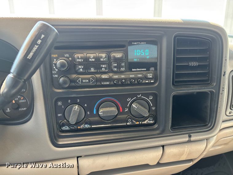 image for item ER3080 2002 Chevrolet Tahoe SUV