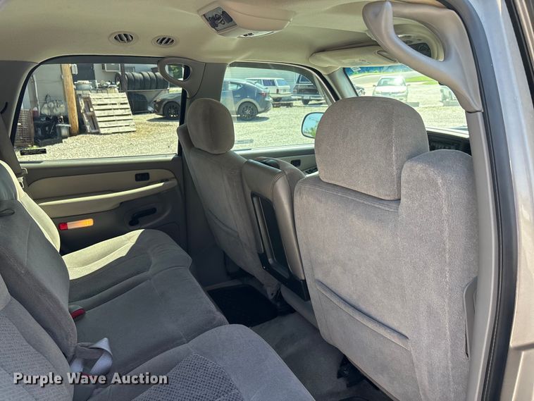 image for item ER3080 2002 Chevrolet Tahoe SUV