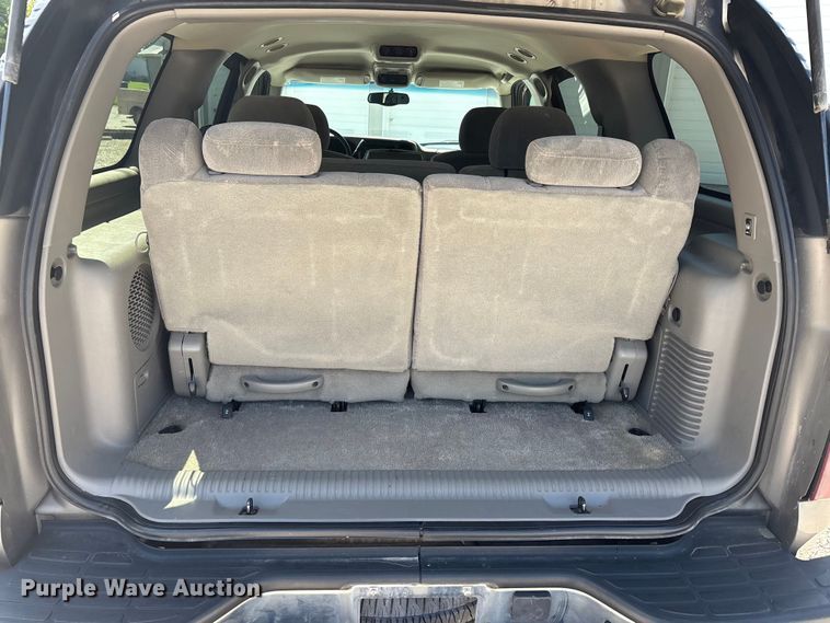image for item ER3080 2002 Chevrolet Tahoe SUV
