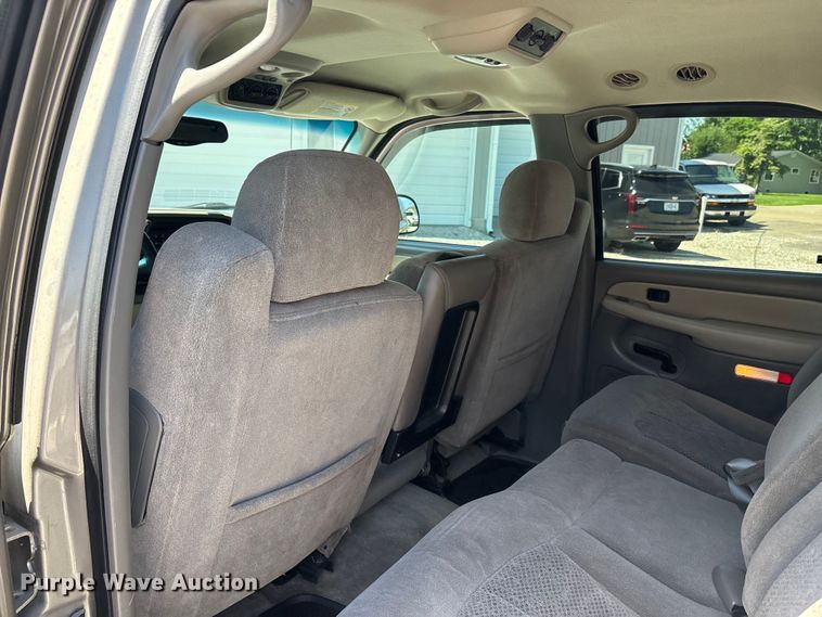 image for item ER3080 2002 Chevrolet Tahoe SUV