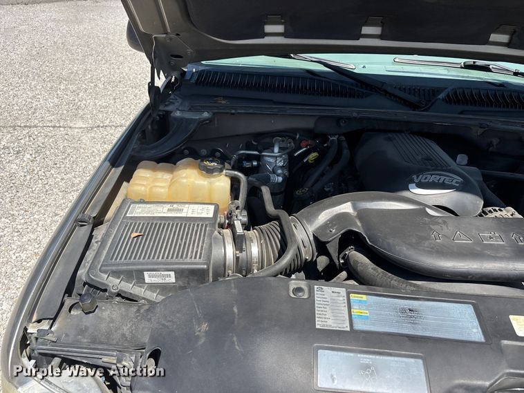 image for item ER3080 2002 Chevrolet Tahoe SUV