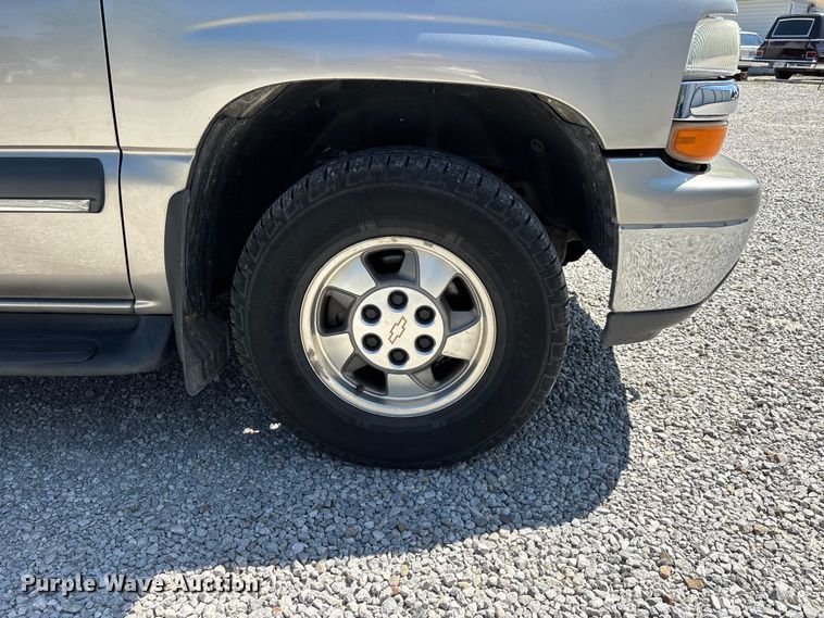 image for item ER3080 2002 Chevrolet Tahoe SUV