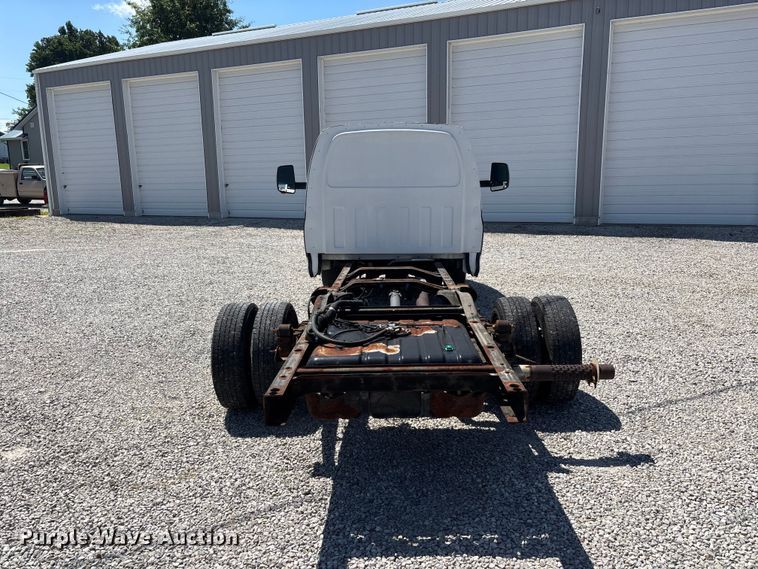 image for item ER3081 2014 Chevrolet Express 4500 van cab and chassis