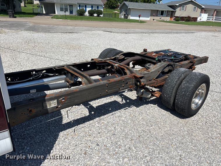 image for item ER3081 2014 Chevrolet Express 4500 van cab and chassis