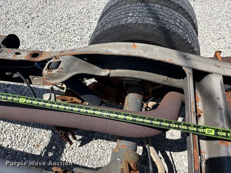 image for item ER3081 2014 Chevrolet Express 4500 van cab and chassis