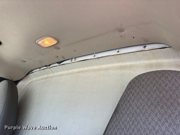 image for item ER3081 2014 Chevrolet Express 4500 van cab and chassis