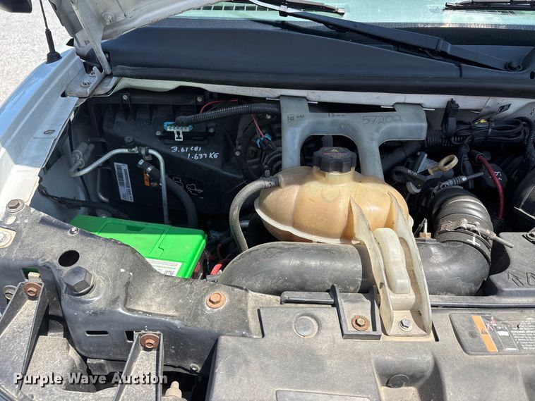 image for item ER3081 2014 Chevrolet Express 4500 van cab and chassis