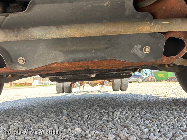 image for item ER3081 2014 Chevrolet Express 4500 van cab and chassis
