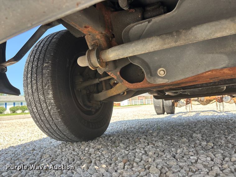image for item ER3081 2014 Chevrolet Express 4500 van cab and chassis