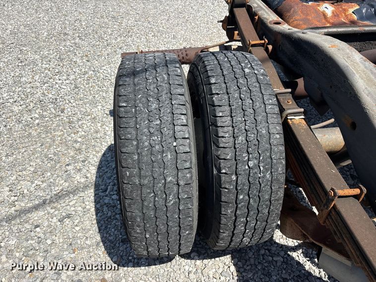image for item ER3081 2014 Chevrolet Express 4500 van cab and chassis