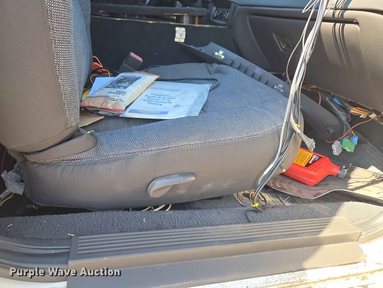 image for item ER8634 2003 Ford Crown Victoria Police Interceptor 