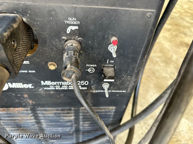 image for item ES6519 Miller Millermatic 250 welder